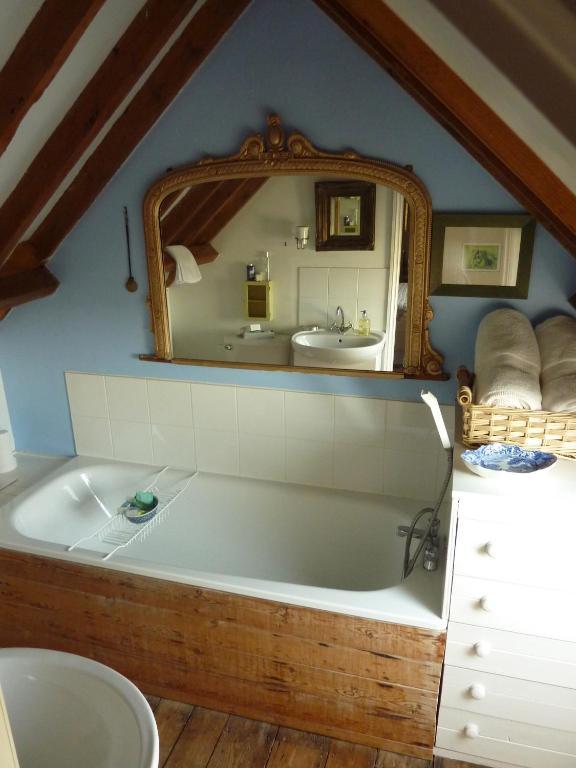 Crowhurst  St Benedicts Byre B&B الغرفة الصورة