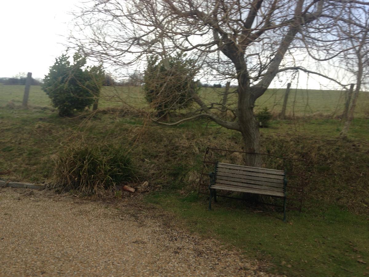 Crowhurst  St Benedicts Byre B&B المظهر الخارجي الصورة