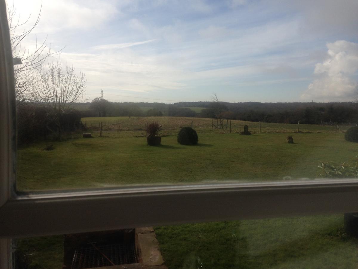 Crowhurst  St Benedicts Byre B&B المظهر الخارجي الصورة