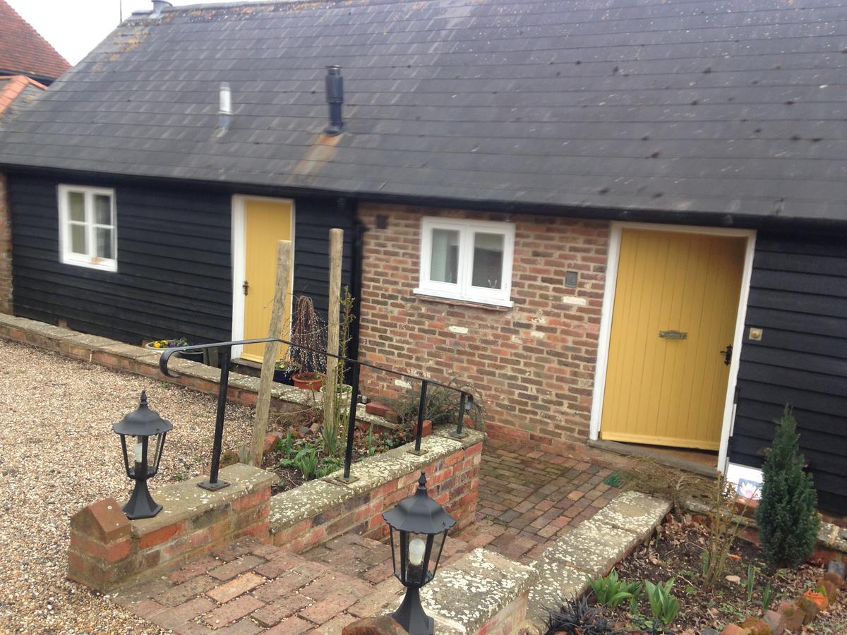 Crowhurst  St Benedicts Byre B&B المظهر الخارجي الصورة
