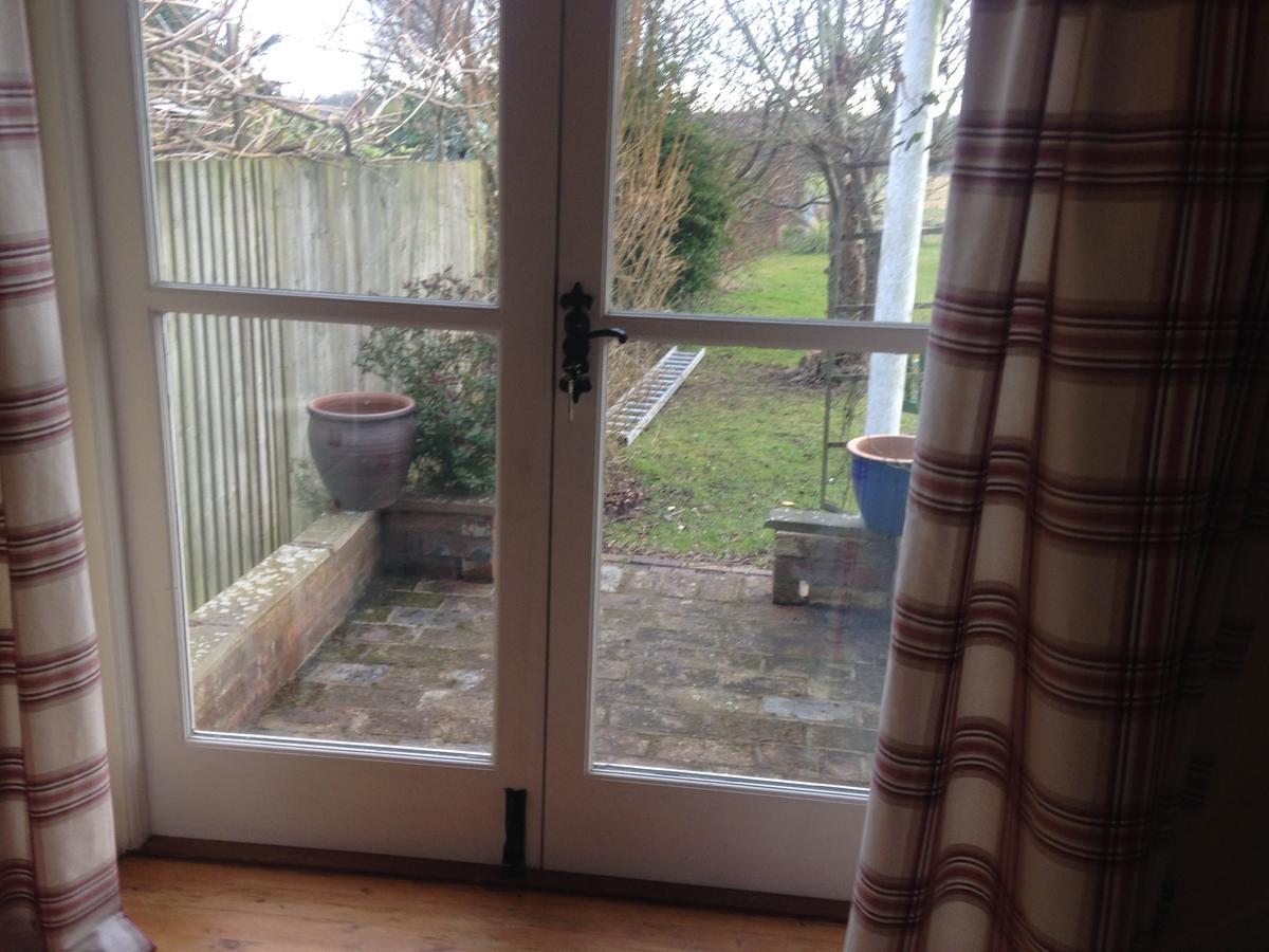 Crowhurst  St Benedicts Byre B&B المظهر الخارجي الصورة