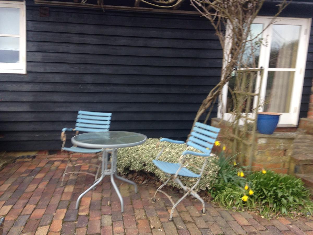 Crowhurst  St Benedicts Byre B&B المظهر الخارجي الصورة